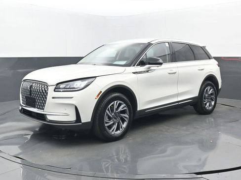 Used 2024 Lincoln Corsair AWD w/ Equipment Group 101A image 22