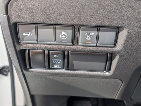 Certified 2024 Nissan Armada SL w/ Captain's Chairs Package image 31