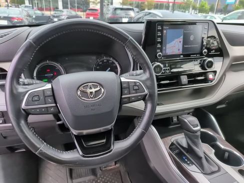 Used 2020 Toyota Highlander Limited AWD/4WD image 23