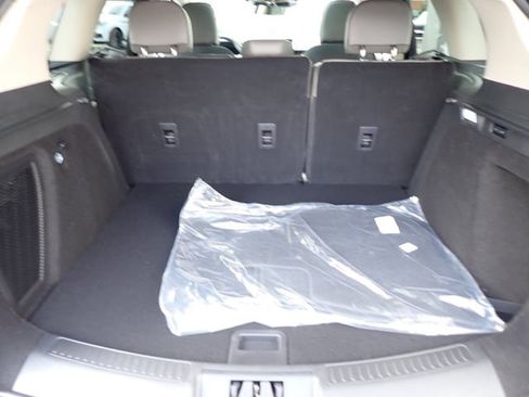 New 2025 Lincoln Corsair Reserve w/ Jet Appearance Package image 13