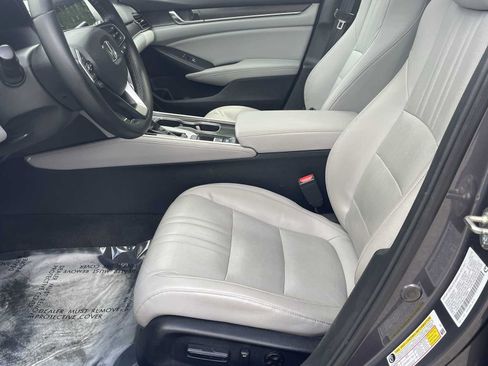 Used 2018 Honda Accord EX-L image 10