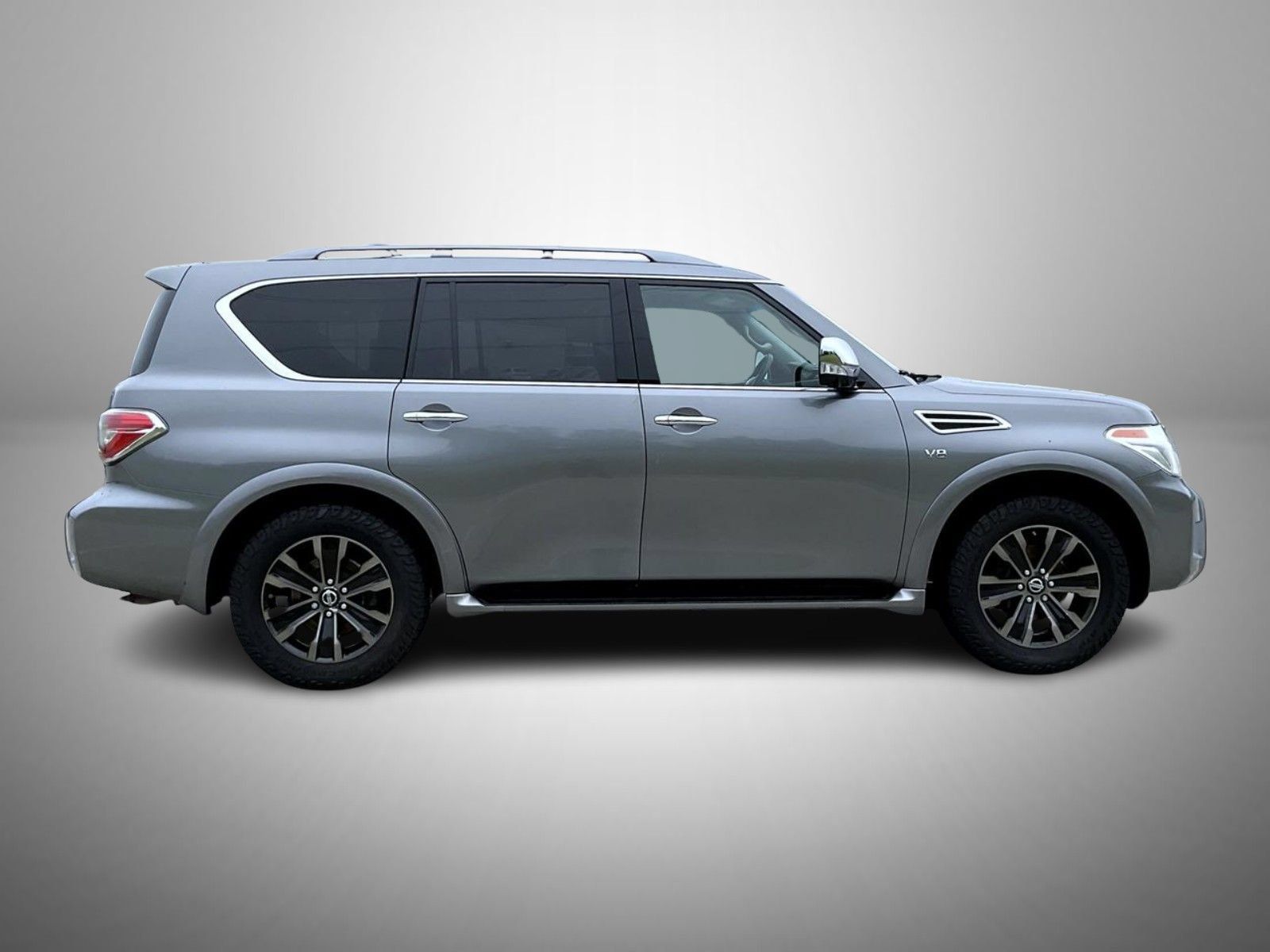 Used 2017 Nissan Armada Platinum RWD image 4
