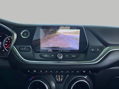 Used 2022 Chevrolet Blazer LT w/ Midnight/Sport Edition FWD image 24