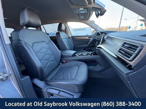 Certified 2024 Volkswagen Atlas SE image 28