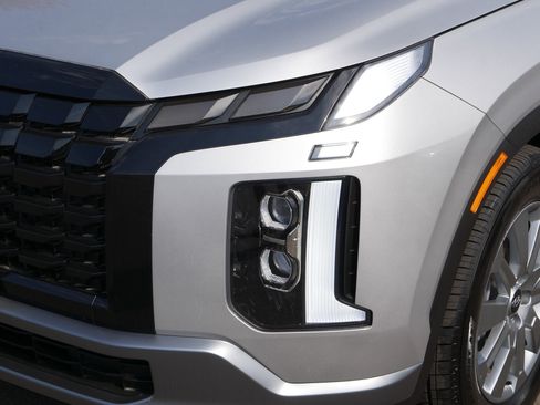 Used 2025 Hyundai Palisade SEL AWD/4WD image 16