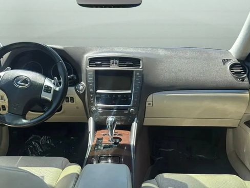 Used 2011 Lexus IS 250 w/ Premium Pkg Value Edition RWD image 18