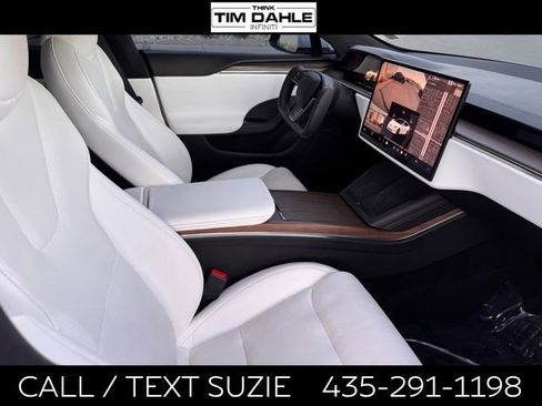Used 2022 Tesla Model S AWD/4WD image 21