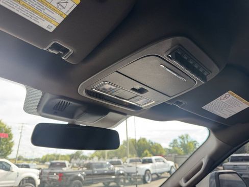 Used 2024 Ford F350 King Ranch AWD/4WD image 23