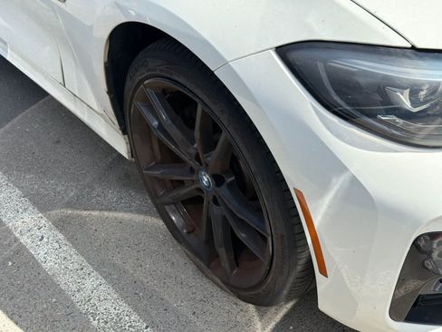 Used 2022 BMW 330e w/ M Sport Package RWD image 8