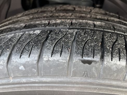 Used 2024 Lexus GX 550 w/ Accessory Package (2T) image 12