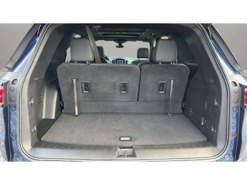 Certified 2023 Chevrolet Traverse LT w/ LT Premium Package image 9