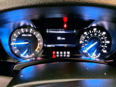 Used 2017 Ford Expedition XLT image 20