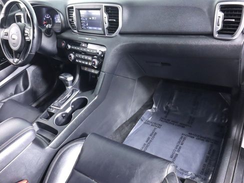 Used 2018 Kia Sportage EX image 42