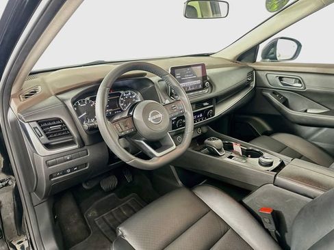 Used 2023 Nissan Rogue SV w/ SV Premium B Package AWD/4WD image 19