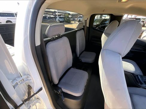 Used 2020 Chevrolet Colorado W/T w/ WT Convenience Package image 18