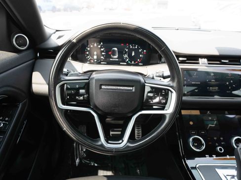 Used 2022 Land Rover Range Rover Evoque R-Dynamic SE AWD/4WD image 21