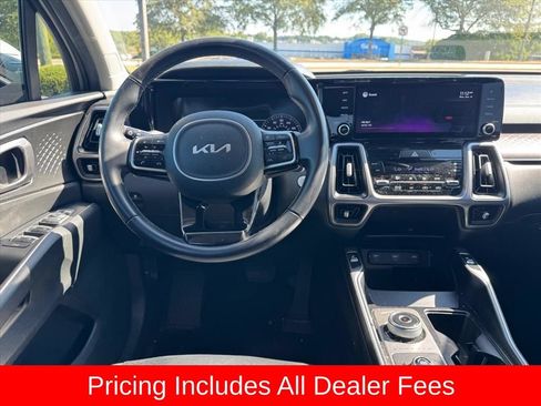 Used 2022 Kia Sorento S FWD image 14