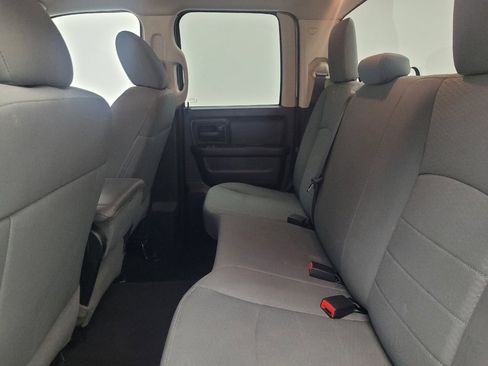 Used 2017 RAM 1500 Express AWD/4WD image 18