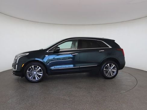 Used 2025 Cadillac XT5 Premium Luxury AWD/4WD image 6