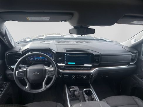 Used 2023 Chevrolet Silverado 1500 LT Trail Boss w/ LPO, Dark Essentials Package image 15