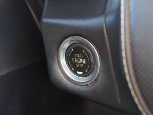 Used 2021 Chevrolet Tahoe Premier w/ Premium Package image 9