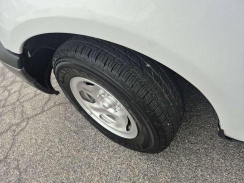 Used 2004 Ford F150 XL RWD image 8