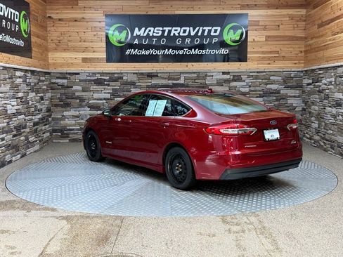 Used 2019 Ford Fusion SE image 7