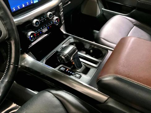 Used 2021 Ford F150 Lariat w/ Equipment Group 502A High image 17