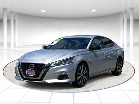 Certified 2021 Nissan Altima 2.5 SR w/ SR Premium Package AWD/4WD image 1