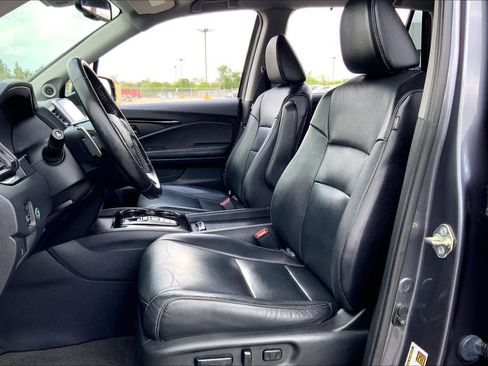 Used 2016 Honda Pilot Touring image 8