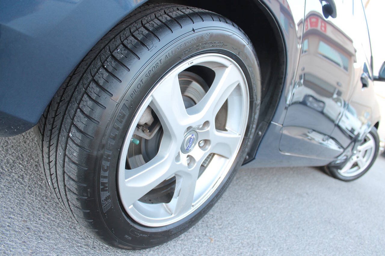 Used 2012 Volvo S60 T5 w/ Climate Pkg FWD image 12