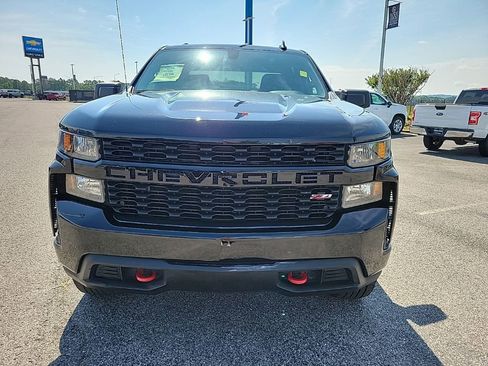 Used 2021 Chevrolet Silverado 1500 Custom Trail Boss w/ Midnight Edition AWD/4WD image 2
