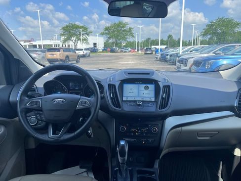 Used 2018 Ford Escape SEL FWD image 19