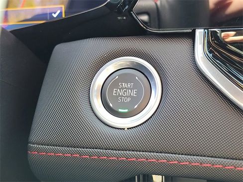 Used 2024 Chevrolet Colorado Z71 w/ Z71 Convenience Package 2 image 28