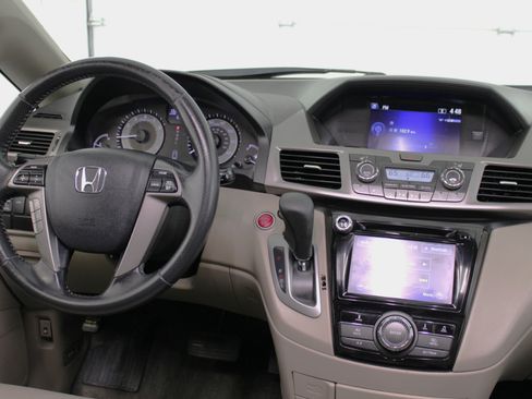 Used 2016 Honda Odyssey EX-L image 53