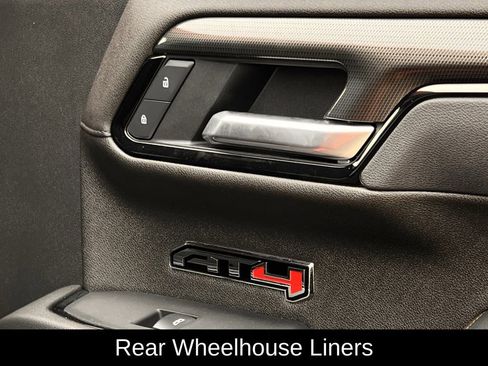 Used 2025 GMC Sierra 1500 AT4 w/ AT4 Premium Package image 33