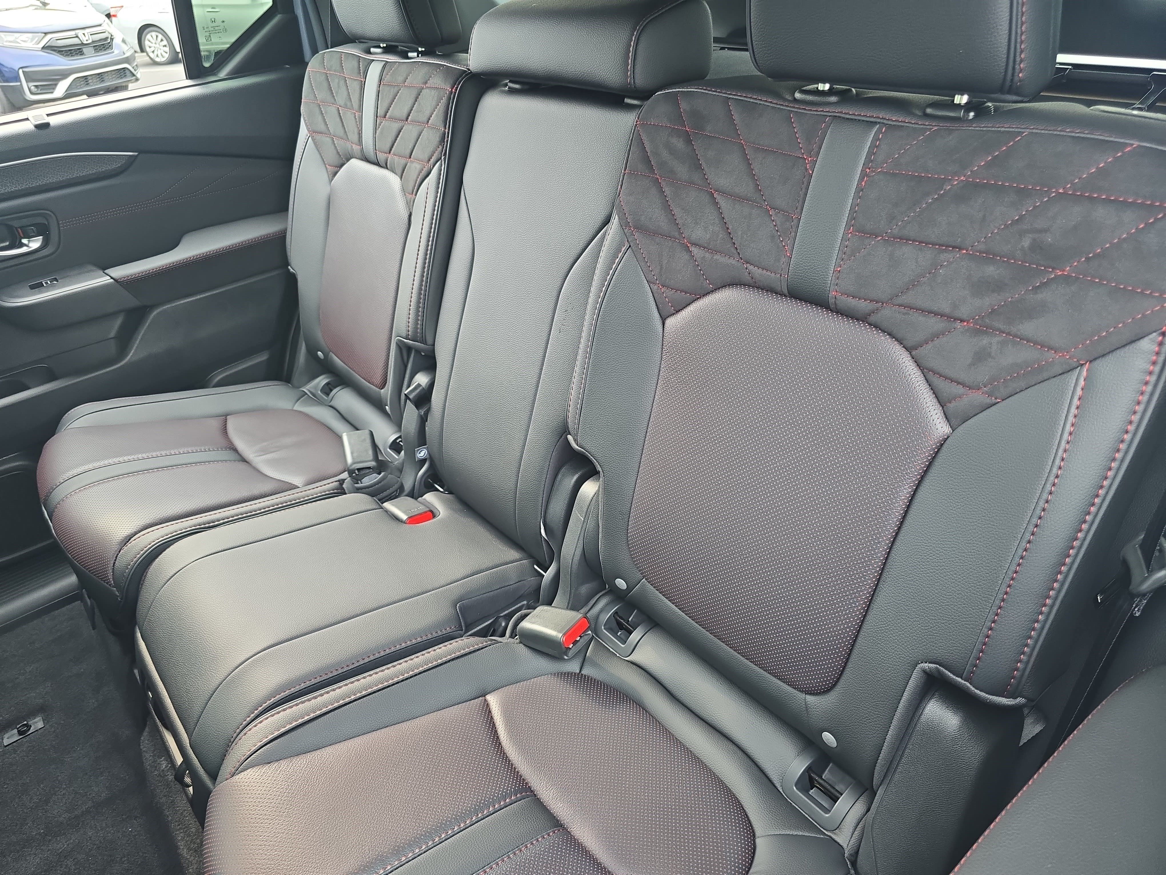 New 2026 Honda Pilot Black Edition image 15