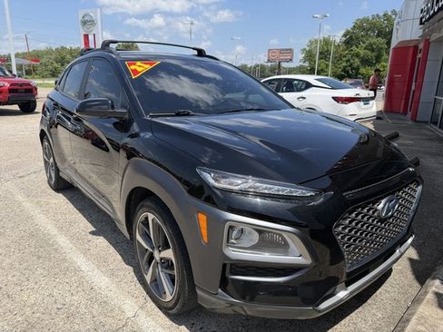 Used 2021 Hyundai Kona Ultimate FWD image 3