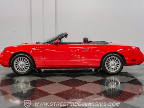 Used 2004 Ford Thunderbird RWD image 2
