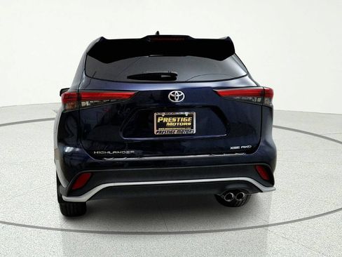 Used 2023 Toyota Highlander XSE AWD/4WD image 5