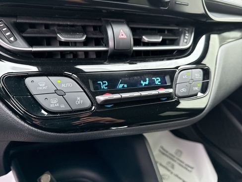 Certified 2019 Toyota C-HR LE image 16