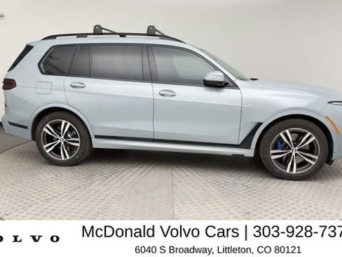 Used 2024 BMW X7 xDrive40i w/ M Sport Package AWD/4WD image 9