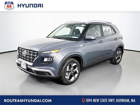 Certified 2024 Hyundai Venue SEL image 1