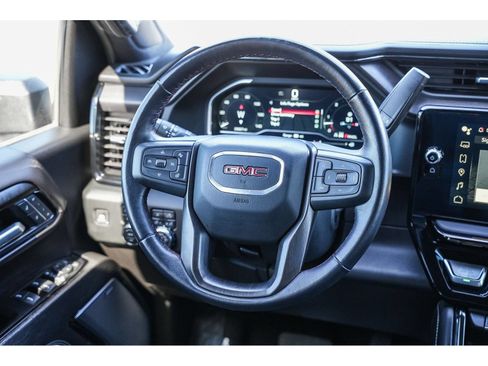 Used 2024 GMC Sierra 2500 AT4X AWD/4WD image 15