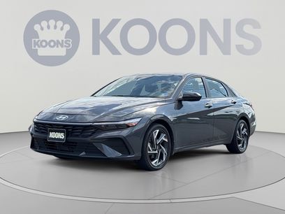 Used 2025 Hyundai Elantra SEL