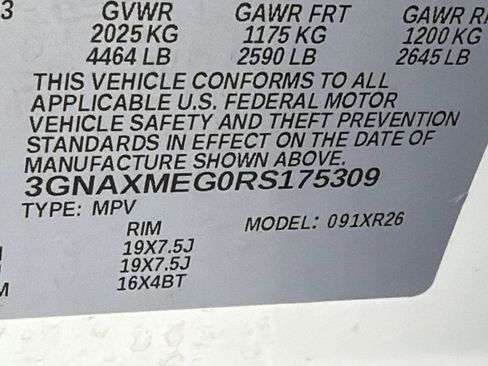 Used 2024 Chevrolet Equinox RS image 33