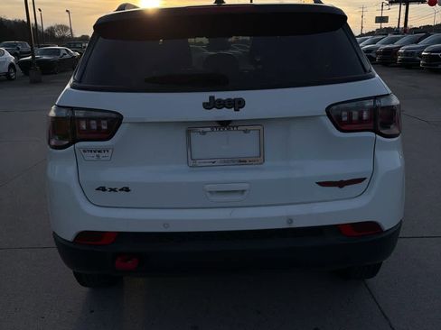 Used 2023 Jeep Compass Trailhawk image 8