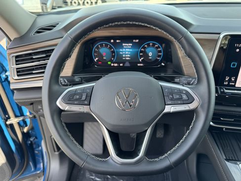 Certified 2025 Volkswagen Atlas SE image 20