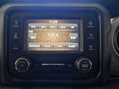 Used 2021 Jeep Wrangler Sport image 17