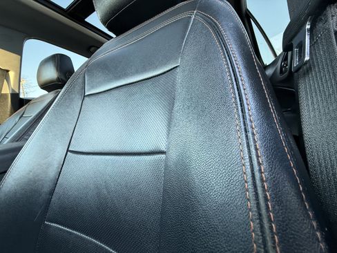 Used 2019 Chevrolet Equinox LT image 12